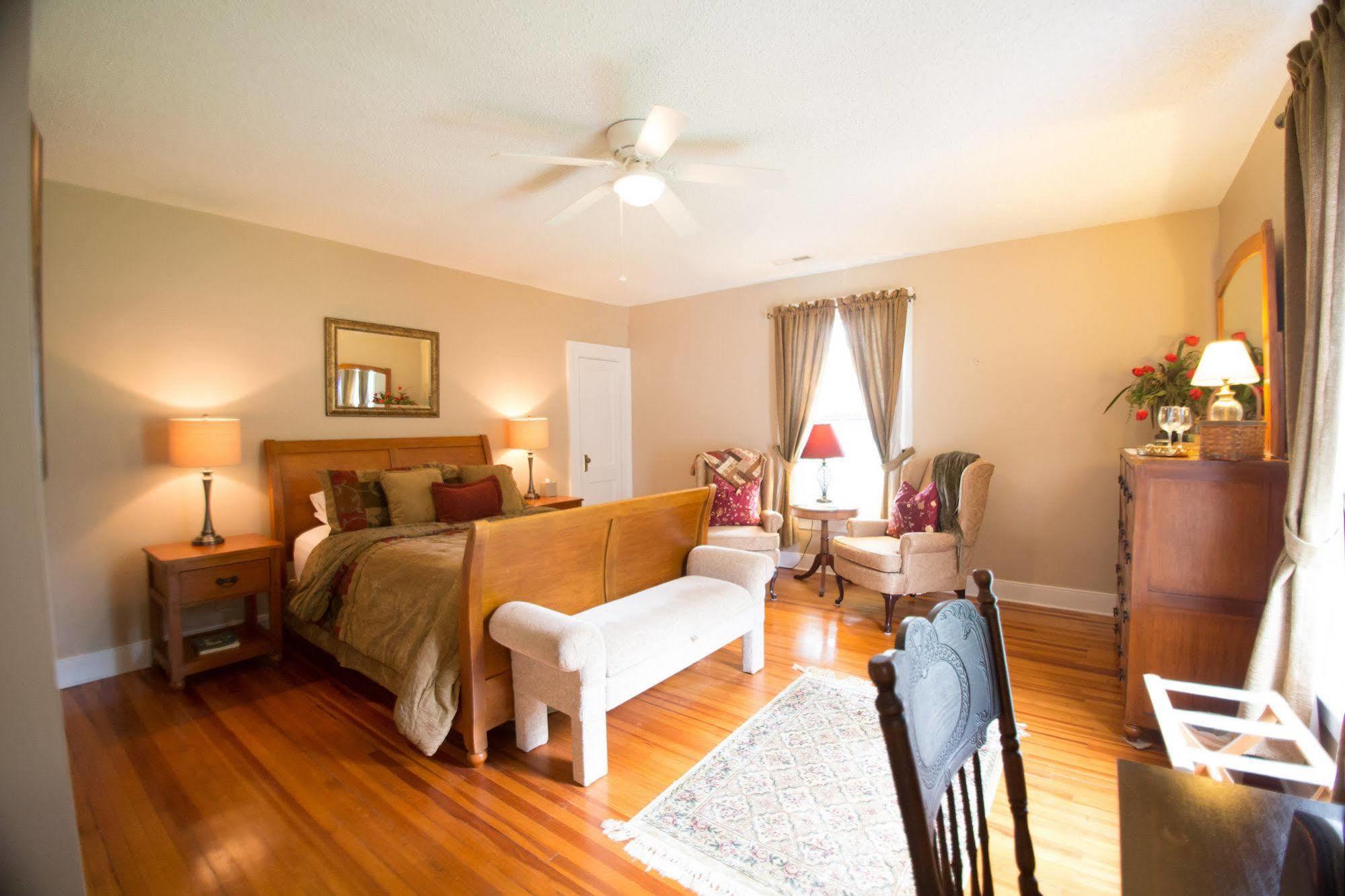 Orchard House B&B Lovingston ภายนอก รูปภาพ